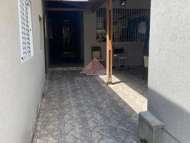 Casa com 250m² 3 quartos e 2 banheiros, à venda, no bairro Vila Eldízia em Santo André