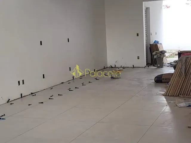 Casa com 175m², à venda, no bairro Residencial Maricá em Pindamonhangaba
