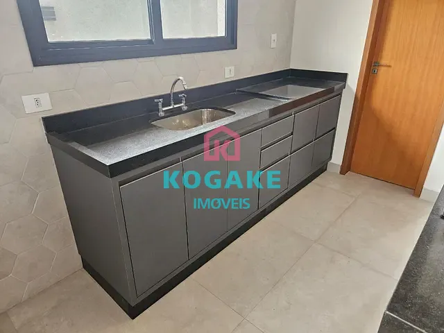 Casa com 300m² 3 quartos e 3 banheiros, à venda, no bairro Condomínio Terras do Vale em Caçapava