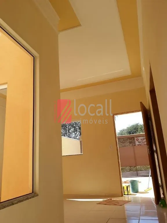 Casa com 2 quartos à venda, 70m² — foto 2 de 11