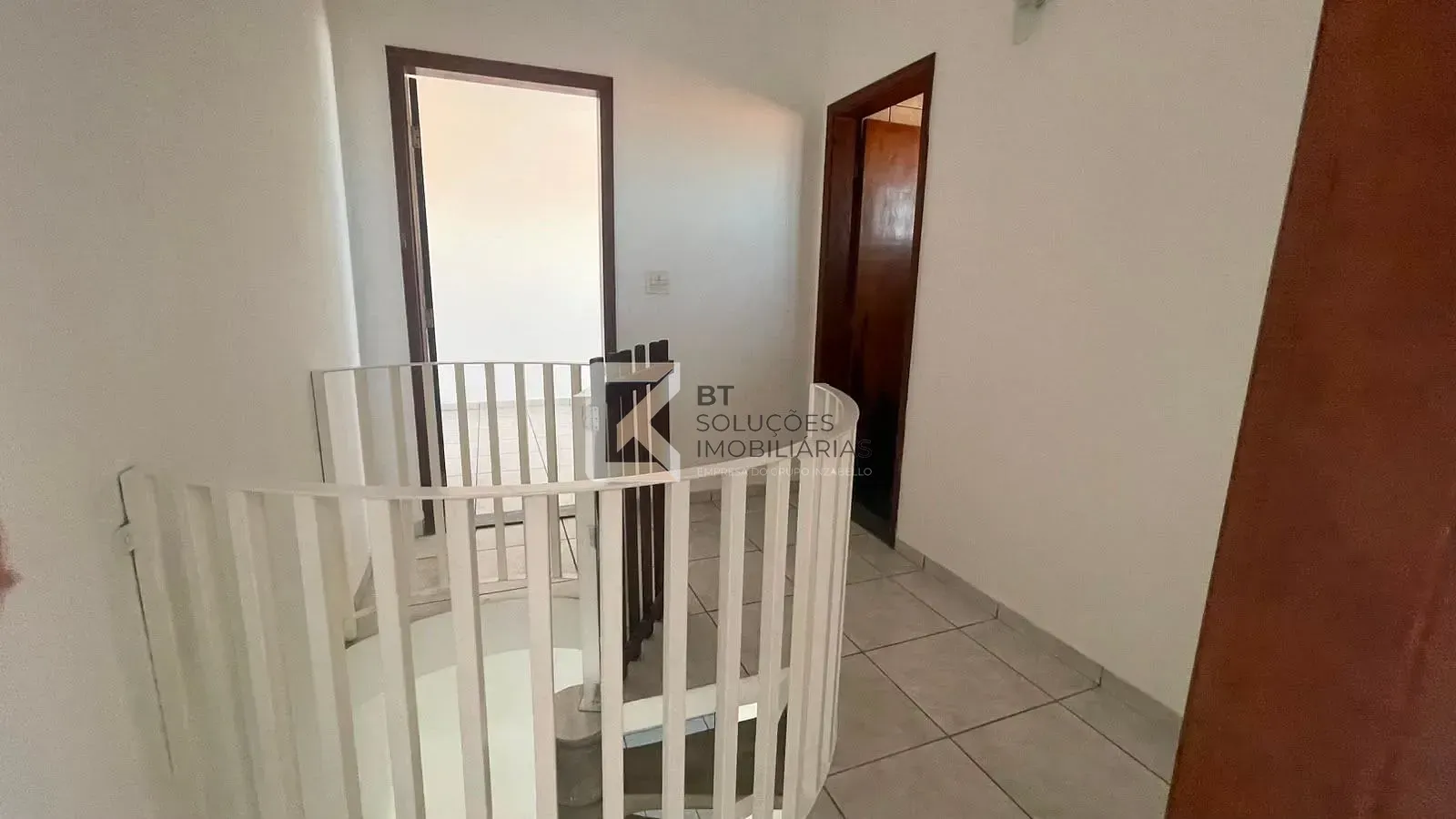Casa, 5 quartos, 240 m² - Foto 11