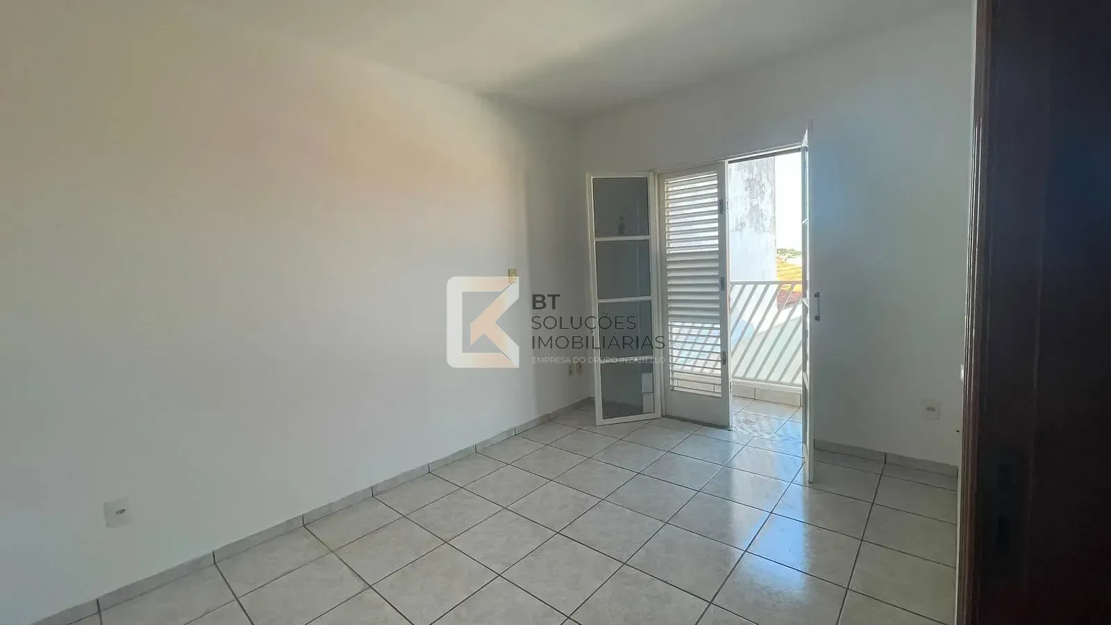 Casa, 5 quartos, 240 m² - Foto 13