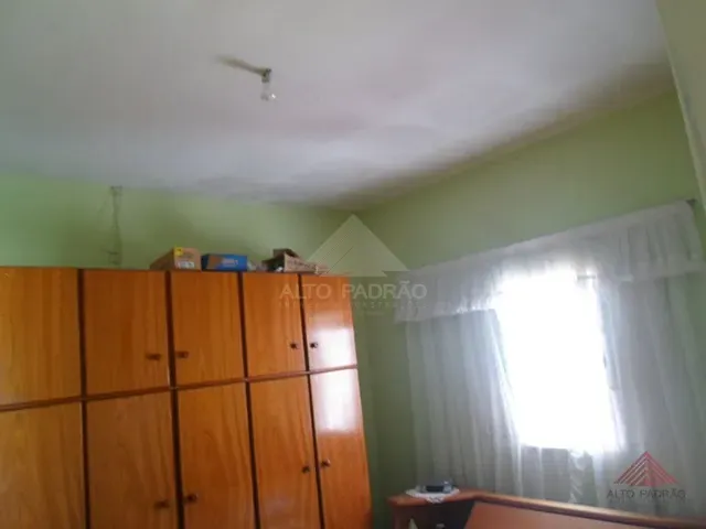 Casa com 250m² 2 quartos e 1 banheiro, à venda, no bairro Parque São Vicente em Mauá