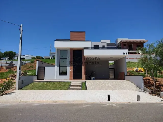Casa com 251m² 3 quartos e 2 banheiros, à venda, no bairro Reserva do Vale em Caçapava