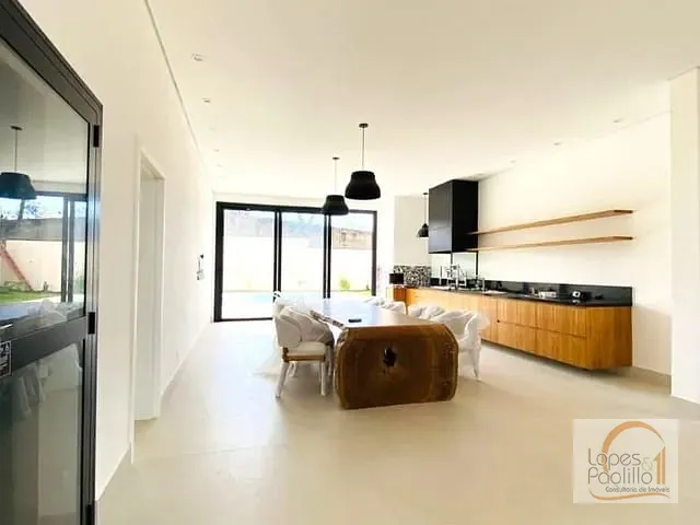 Casa com 820m² 5 quartos e 7 banheiros, à venda, no bairro Itaporã em Atibaia