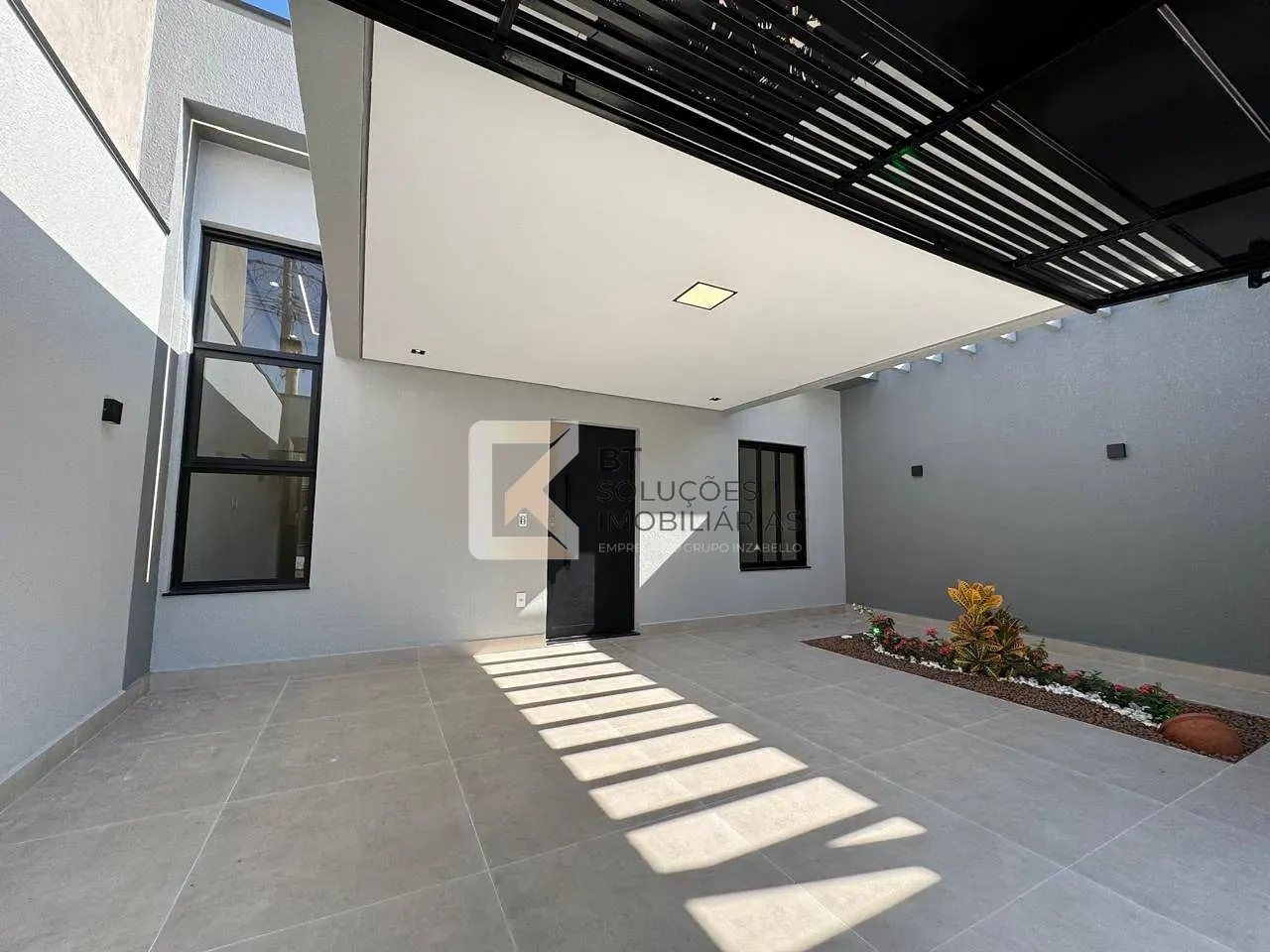 Casa, 3 quartos, 110 m² - Foto 1