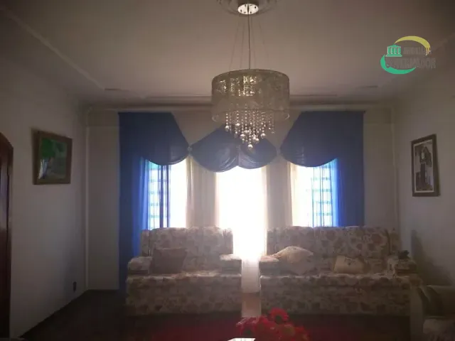 Casa com 360m² 4 quartos e 2 banheiros, à venda, no bairro Jardim García em Campinas
