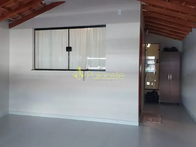 Casa com 125m² 2 quartos e 2 banheiros, à venda, no bairro Vista Alegre em Taubaté