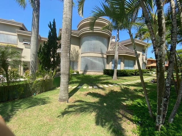 Casa com 1000m² 5 quartos e 8 banheiros, à venda, no bairro Tamboré em Santana de Parnaíba