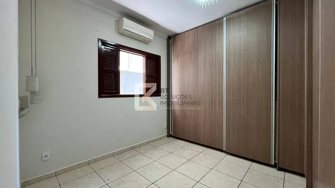 Casa, 3 quartos, 250 m² - Foto 12