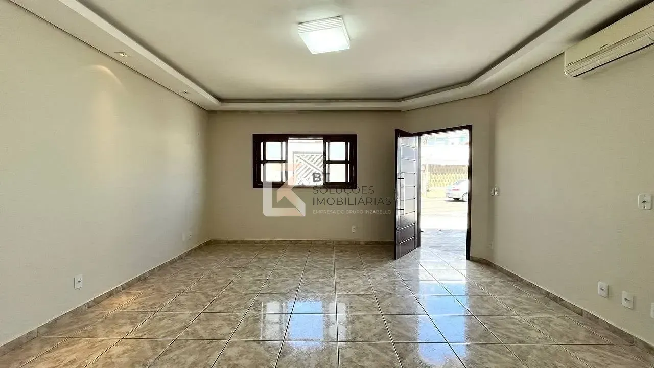 Casa, 3 quartos, 250 m² - Foto 3