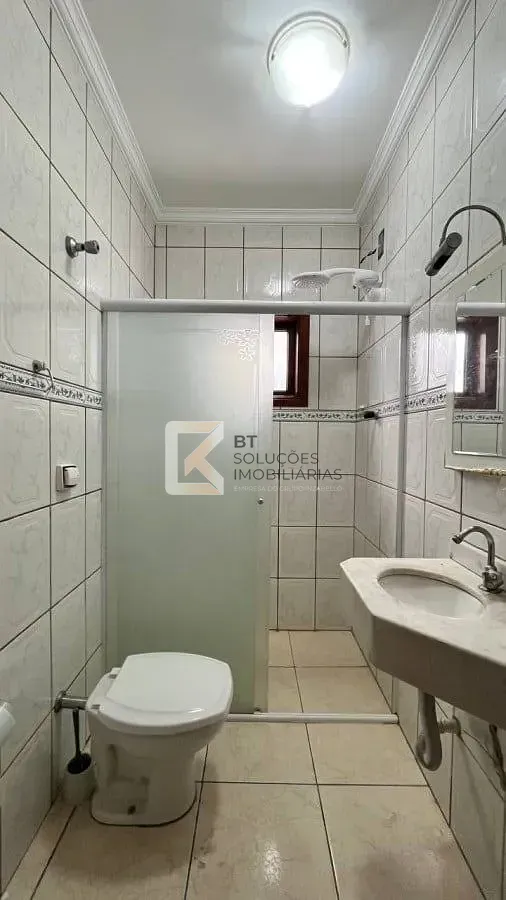 Casa, 3 quartos, 250 m² - Foto 13