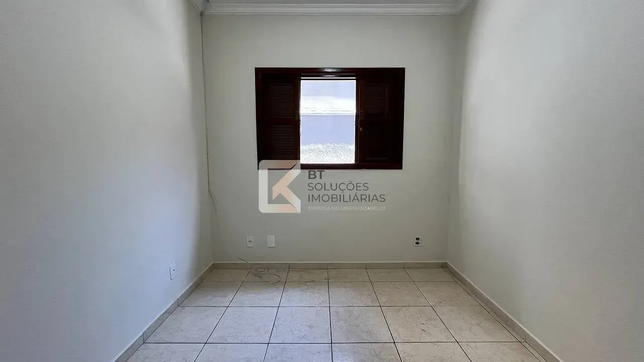 Casa, 3 quartos, 250 m² - Foto 11