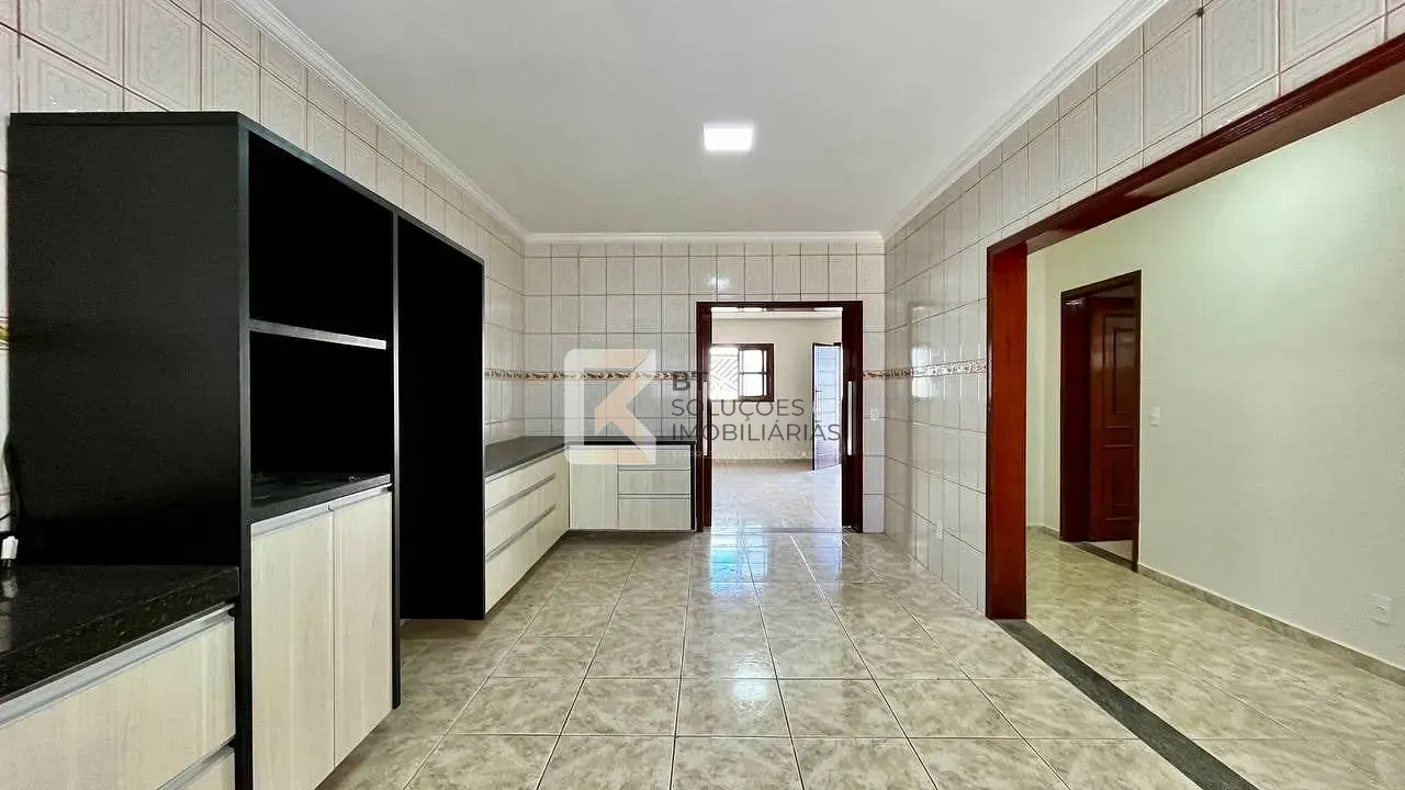 Casa, 3 quartos, 250 m² - Foto 6