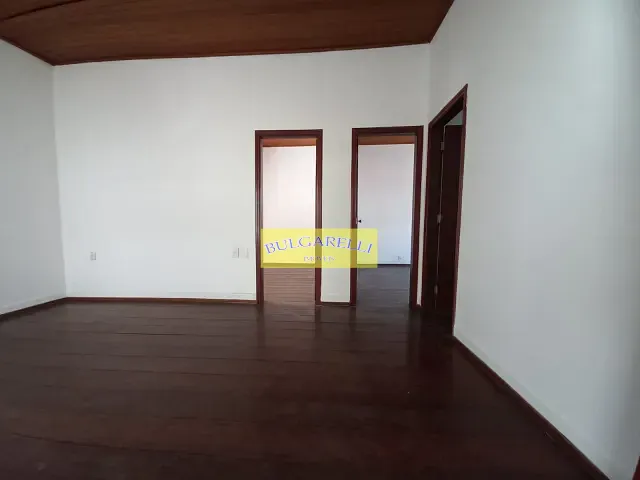 Casa com 360m² 3 quartos e 2 banheiros, à venda, no bairro Vila Arens II em Jundiaí