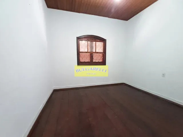 Casa com 360m² 3 quartos e 2 banheiros, à venda, no bairro Vila Arens II em Jundiaí