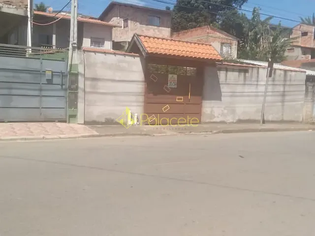 Casa com 400m², à venda, no bairro Chácara São Silvestre em Taubaté