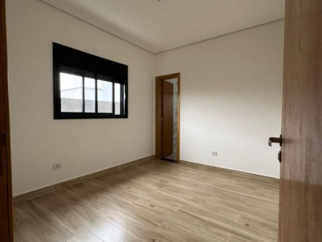 Casa com 193m² 2 quartos e 3 banheiros, à venda, no bairro Água Espraiada (Caucaia do Alto) em Cotia
