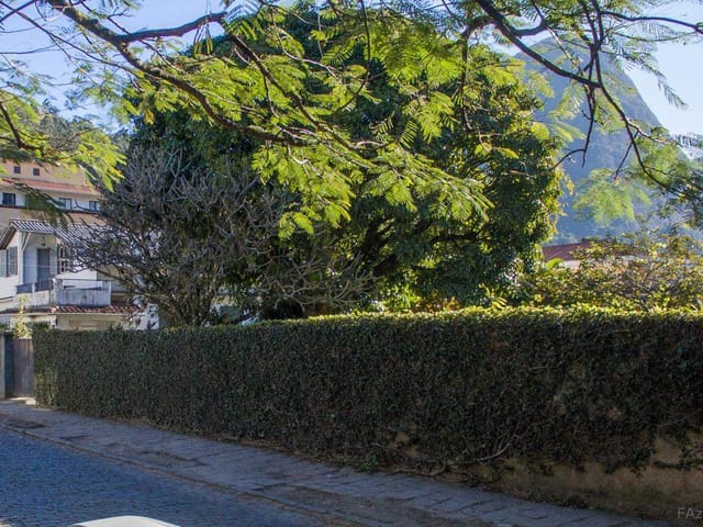 Casa à venda, no bairro Retiro em Petrópolis