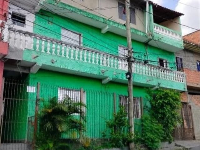 Casa com 300m² 5 quartos e 6 banheiros, à venda, no bairro Jardim Belval em Barueri