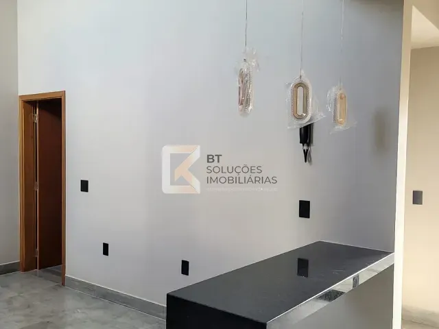 Casa com 150m² 3 quartos e 2 banheiros, à venda, no bairro Jardim das Araras em Indaiatuba