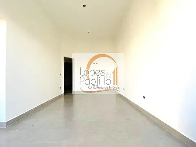 Casa com 176m² 3 quartos e 3 banheiros, à venda, no bairro Nova Cerejeiras em Atibaia