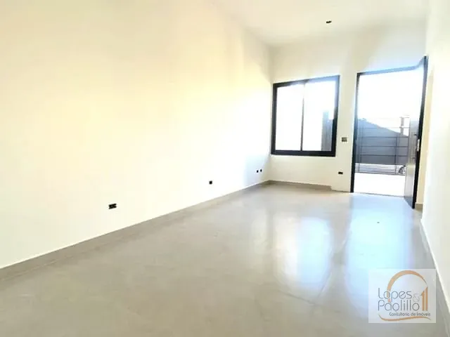Casa com 176m² 3 quartos e 3 banheiros, à venda, no bairro Nova Cerejeiras em Atibaia
