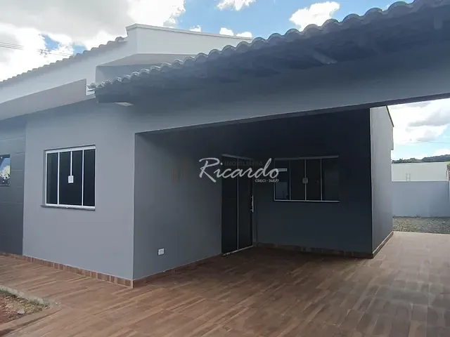 Casa com 252m² 3 quartos e 1 banheiro, à venda, no bairro Jardim San Raphael VI em Arapongas