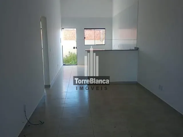 Casa 3 quartos e 2 banheiros, à venda, no bairro Cará-Cará em Ponta Grossa