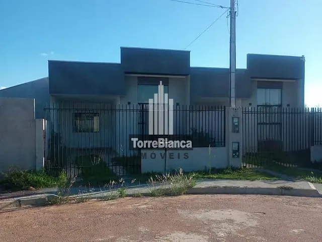 Casa 3 quartos e 2 banheiros, à venda, no bairro Cará-Cará em Ponta Grossa