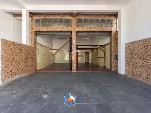 Loja com 160m², à venda, no bairro Parque Santo Antônio em São Paulo