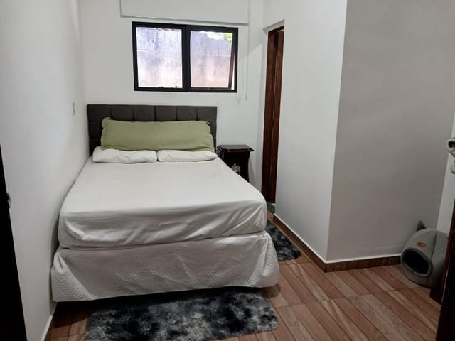 Casa com 1000m² 2 quartos e 2 banheiros, à venda, no bairro Chácara das Garças em Santana de Parnaíba