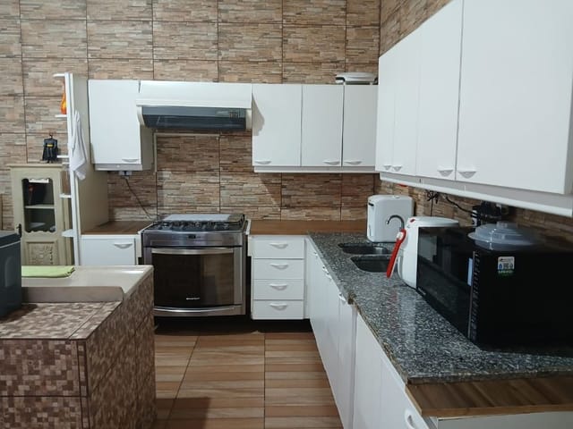 Casa com 1000m² 2 quartos e 2 banheiros, à venda, no bairro Chácara das Garças em Santana de Parnaíba