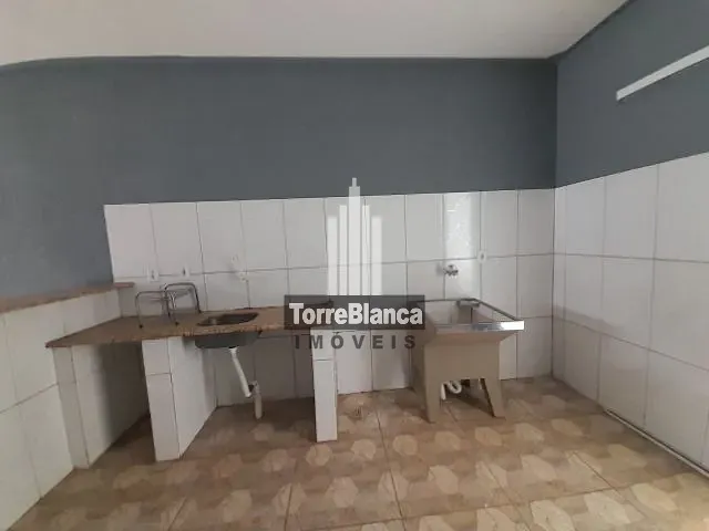 Casa com 250m² 3 quartos e 2 banheiros, à venda, no bairro Olarias em Ponta Grossa