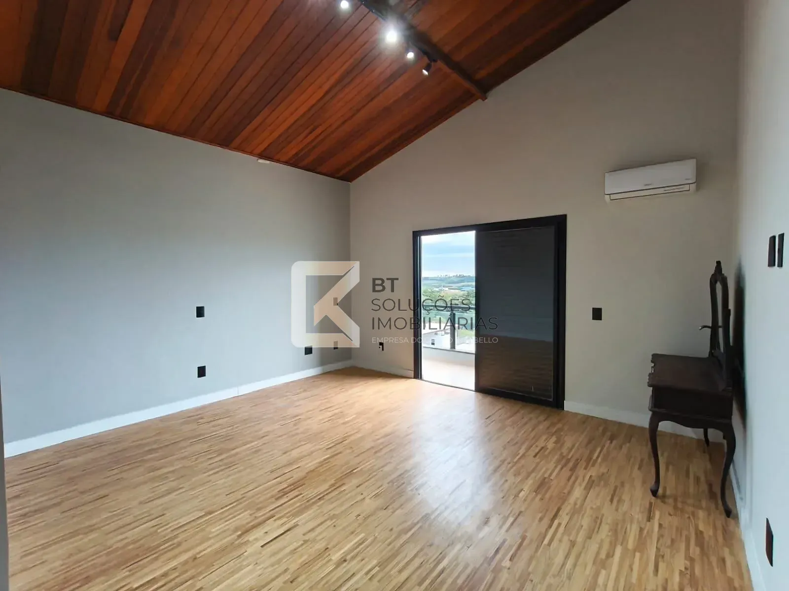 Casa, 4 quartos, 280 m² - Foto 19