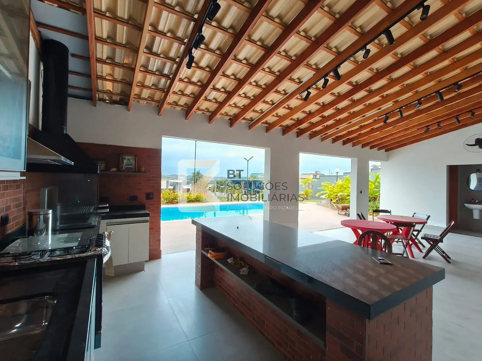 Casa, 4 quartos, 280 m² - Foto 33