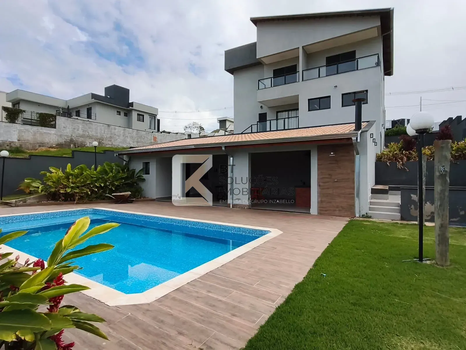 Casa, 4 quartos, 280 m² - Foto 2