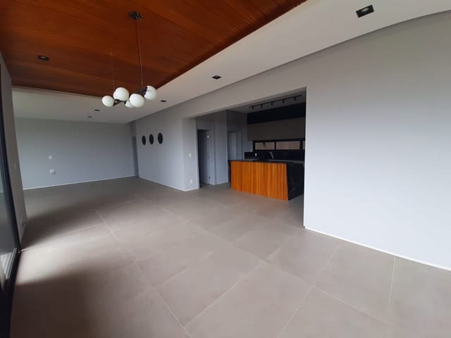 Casa com 472m² 4 quartos e 5 banheiros, à venda, no bairro Condomínio Residencial Alphaville em São José dos Campos