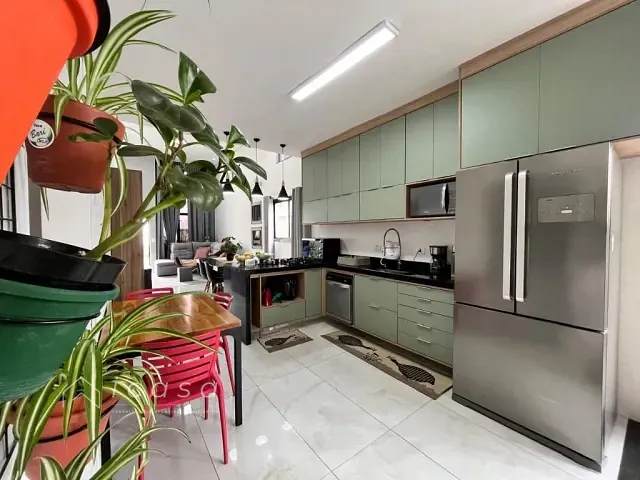 Casa com 250m² 3 quartos e 2 banheiros, à venda, no bairro Residencial Colinas. em Caçapava