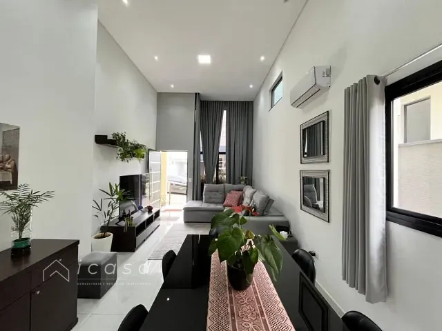 Casa com 250m² 3 quartos e 2 banheiros, à venda, no bairro Residencial Colinas. em Caçapava