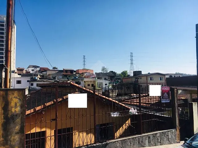 Casa com 290m² 3 quartos e 1 banheiro, à venda, no bairro Vila Assis Brasil em Mauá
