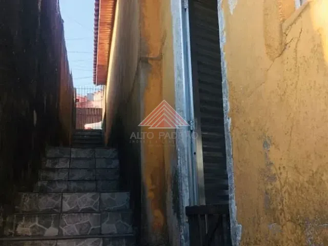 Casa com 290m² 3 quartos e 1 banheiro, à venda, no bairro Vila Assis Brasil em Mauá