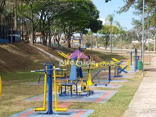 Casa com 183m² 2 quartos e 3 banheiros, à venda, no bairro Chácaras Pousada do Vale em São José dos Campos