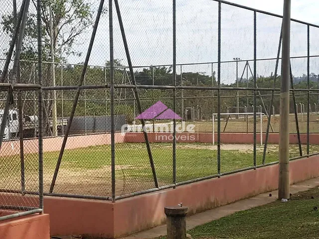 Casa com 183m² 2 quartos e 3 banheiros, à venda, no bairro Chácaras Pousada do Vale em São José dos Campos