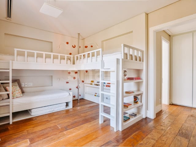Casa com 1057m² 5 quartos e 7 banheiros, à venda ou para alugar, no bairro Cidade Jardim em São Paulo