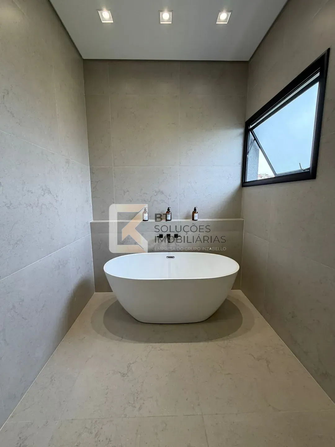 Casa, 4 quartos, 342 m² - Foto 60