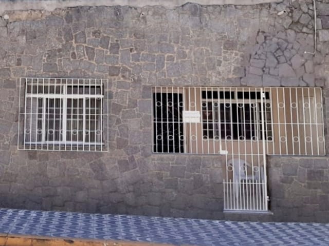 Casa com 65m² 2 quartos e 1 banheiro, à venda, no bairro Santa Rita em Aparecida