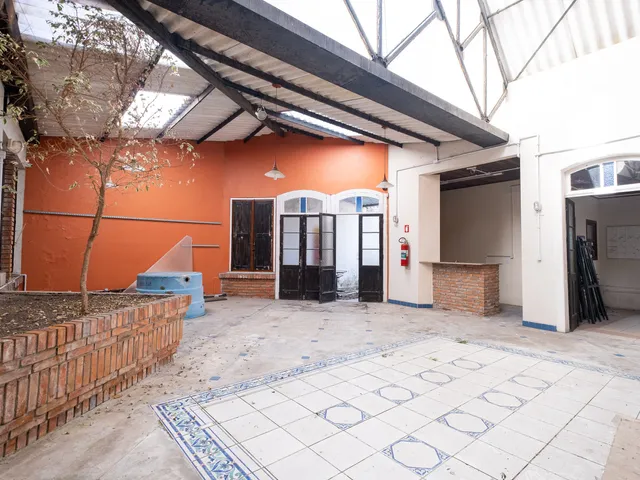Casa com 528m², à venda, no bairro Centro em Pelotas