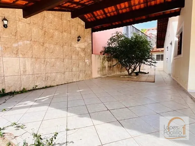 Casa com 360m² 3 quartos e 1 banheiro, à venda, no bairro Jardim Sumare em Atibaia