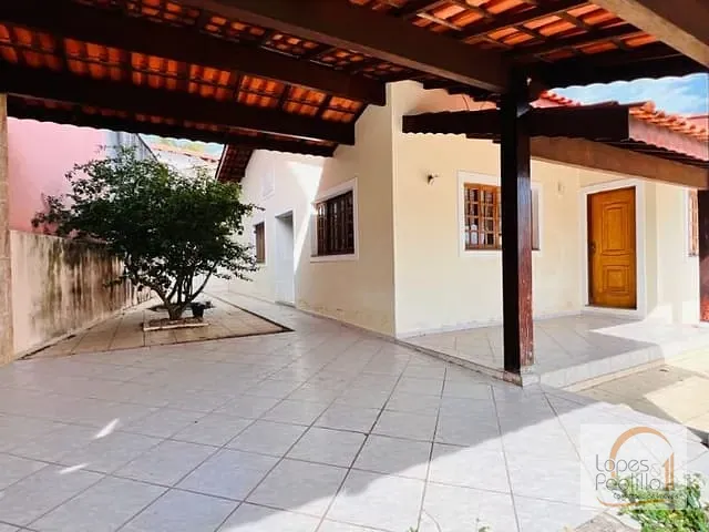 Casa com 360m² 3 quartos e 1 banheiro, à venda, no bairro Jardim Sumare em Atibaia
